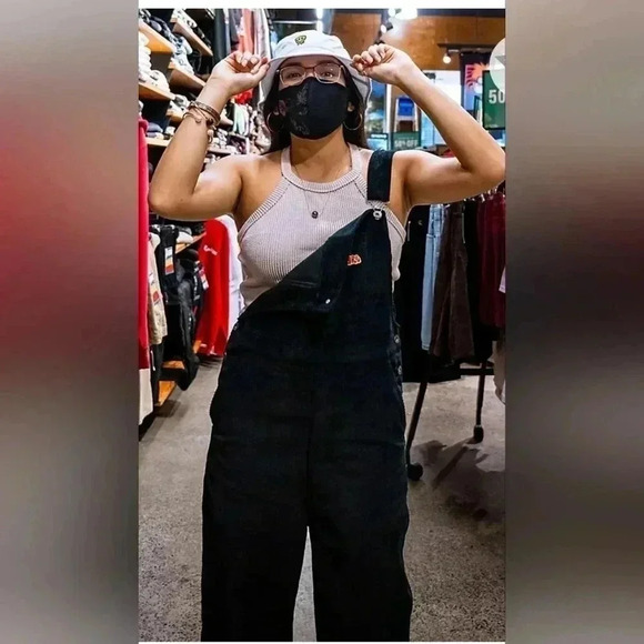 Empyre Loose Fit Black Corduroy Overalls - Picture 3 of 4